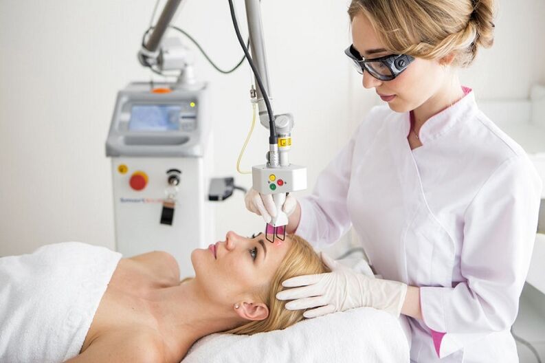 лазерна процедура за подмладяване на кожата на лицето